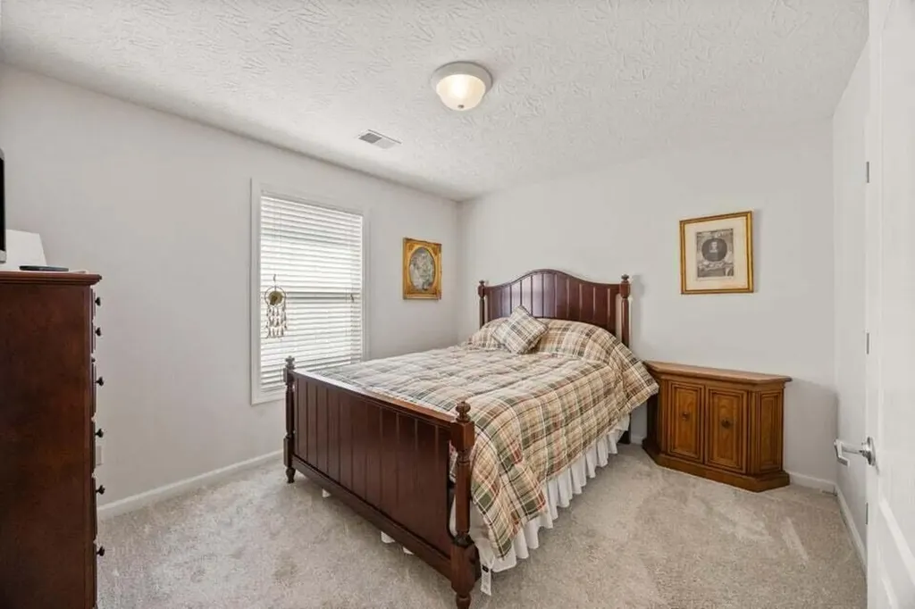 3105 Many Oaks Park Lexington KY 40509
