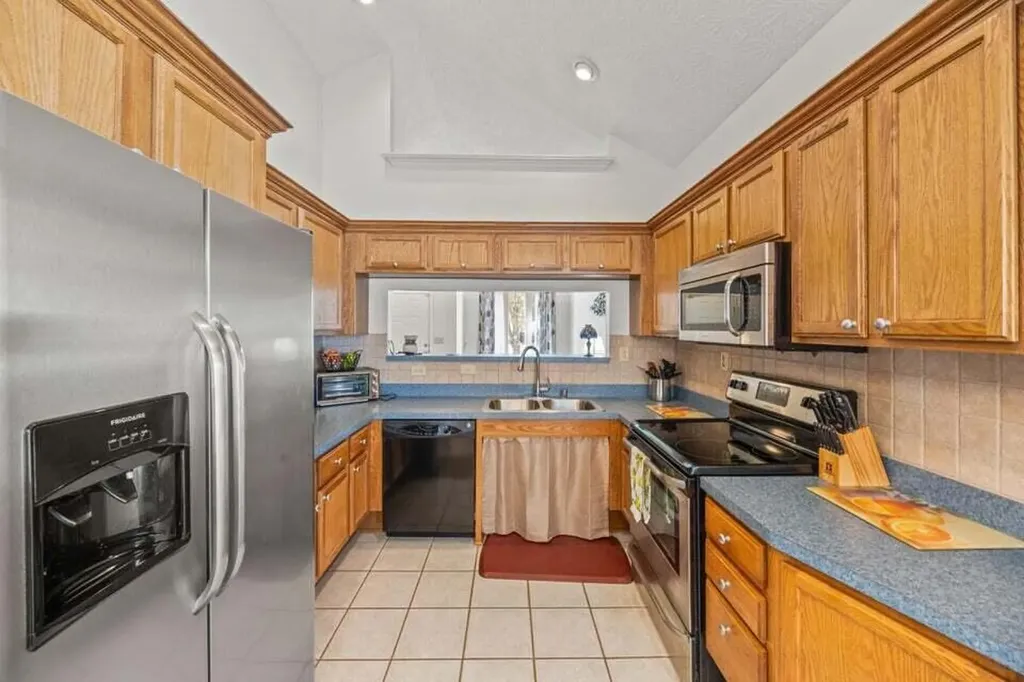 3105 Many Oaks Park Lexington KY 40509