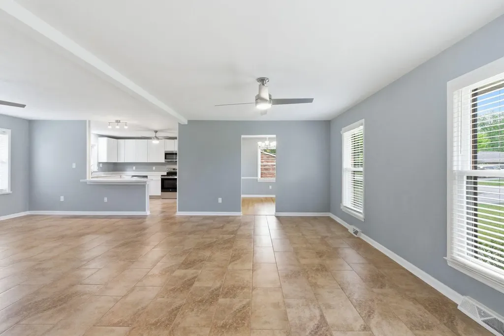 168 Peachtree Drive Versailles KY 40383