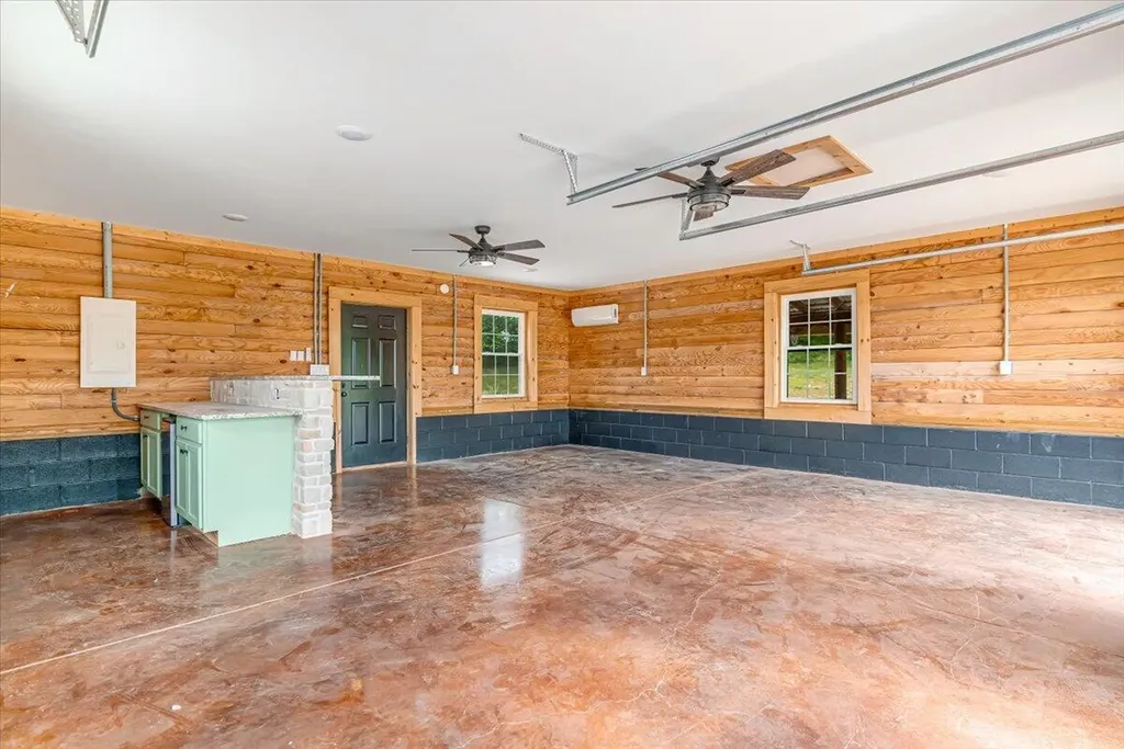 270 Sellers Mill Road Versailles KY 40383