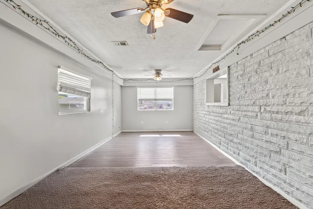 107 Elaine Avenue Richmond KY 40475