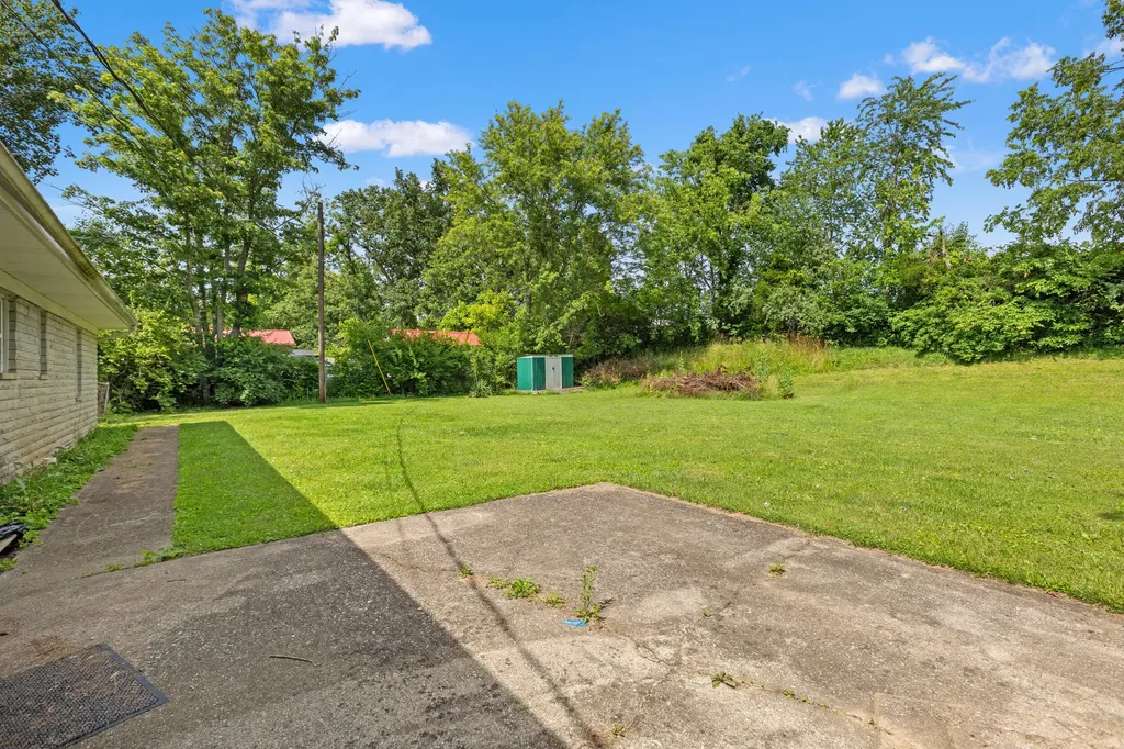 107 Elaine Avenue Richmond KY 40475