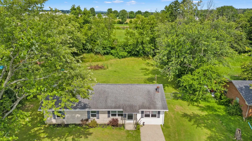 107 Elaine Avenue Richmond KY 40475