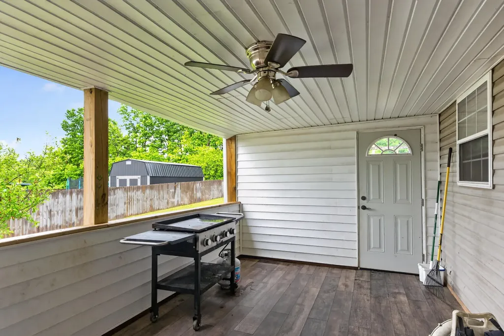 104 Berkley Lane Frankfort KY 40601