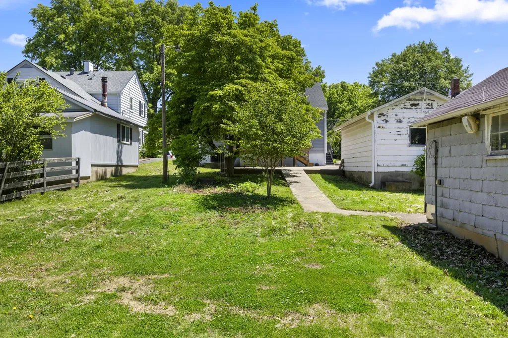 122 Reynolds Avenue Cynthiana KY 41031