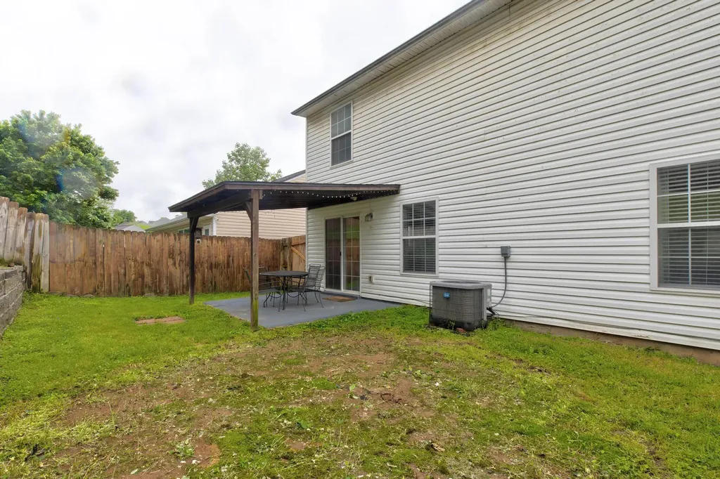 126 River Run Court Georgetown KY 40324
