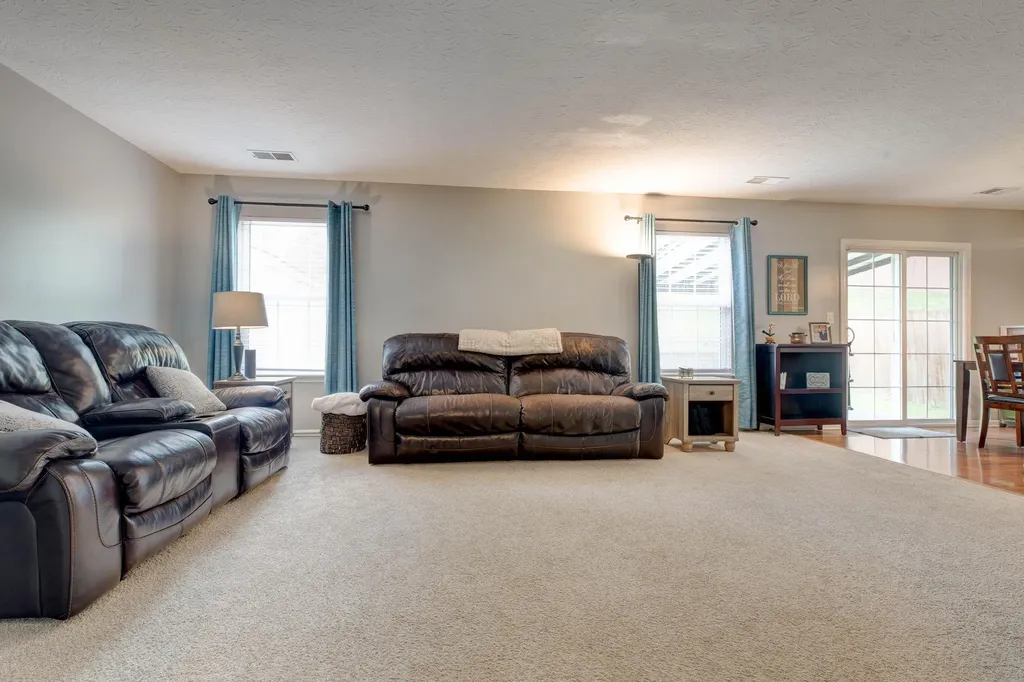 126 River Run Court Georgetown KY 40324