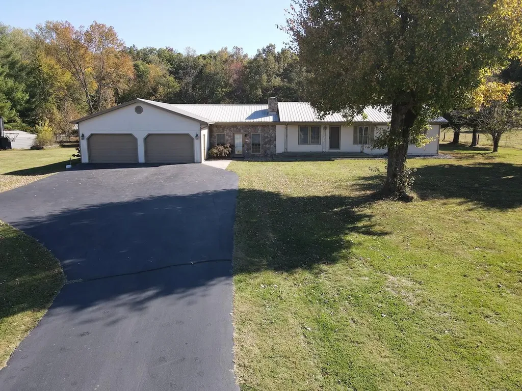 544 Miller-short Road Russell Springs KY 42642