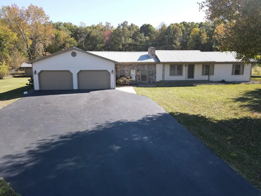 544 Miller-short Road Russell Springs KY 42642