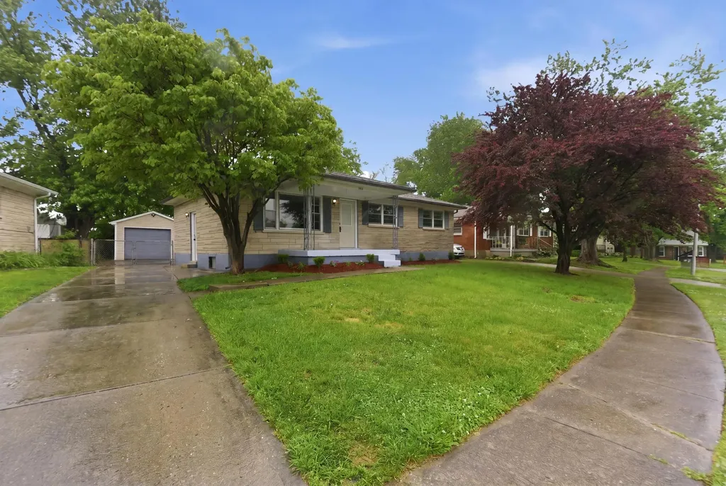 813 Foxcroft Court Lexington KY 40505