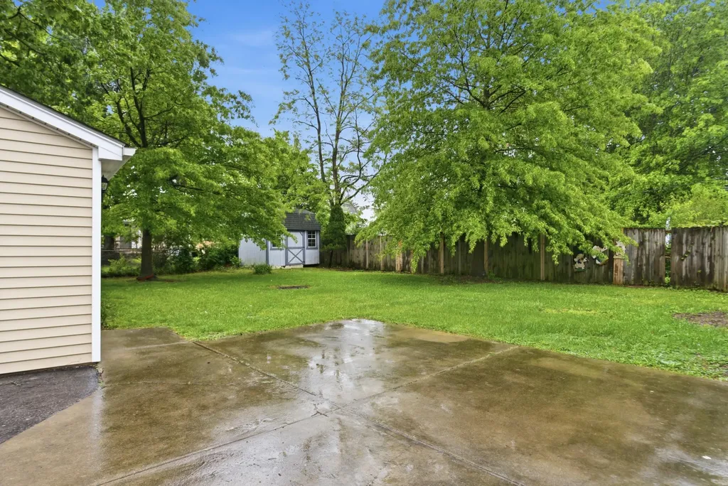 813 Foxcroft Court Lexington KY 40505