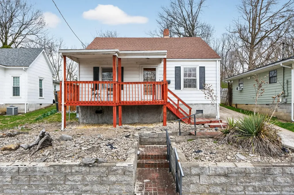 125 E Walnut Street Richmond KY 40475