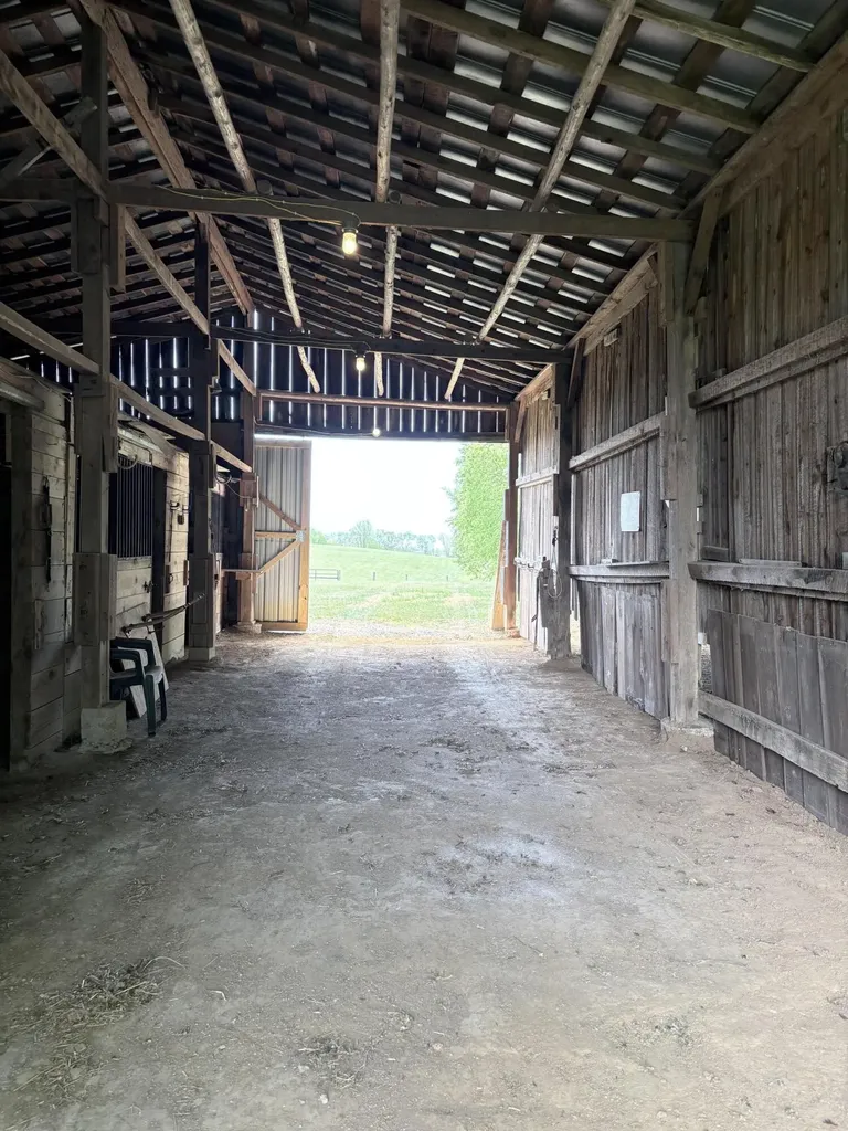 6356 Van Meter Road Winchester KY 40391