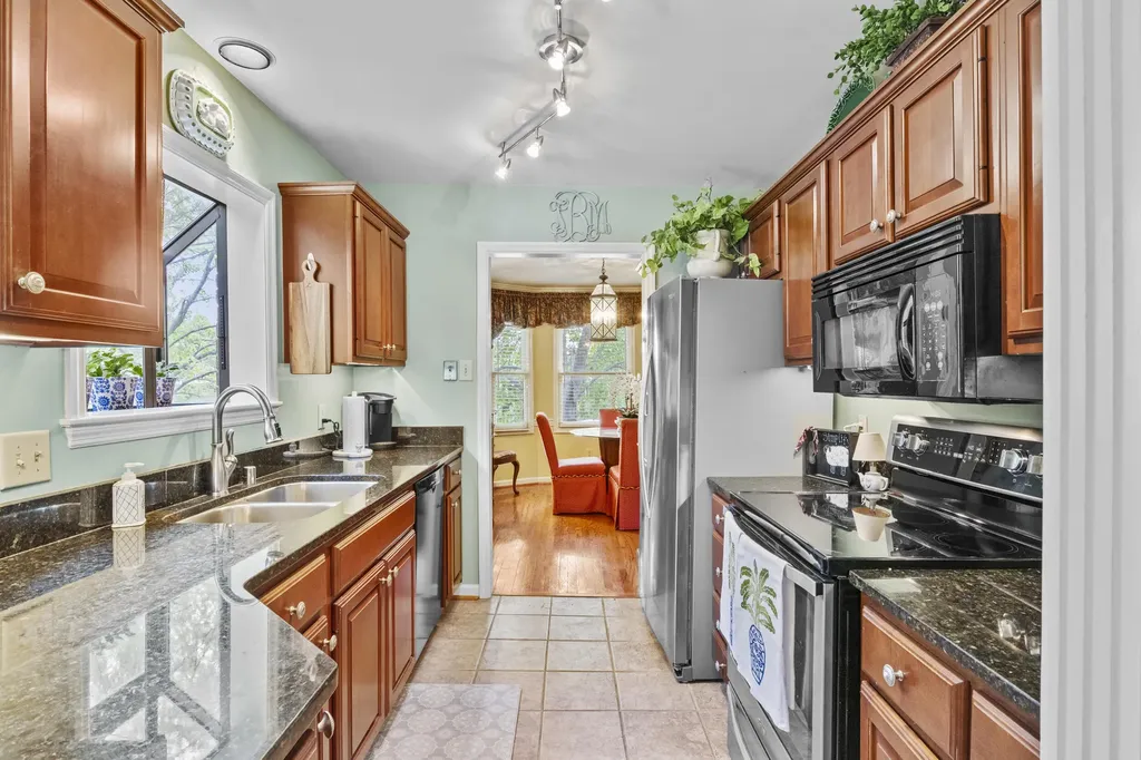 1132 Turkey Foot Road Lexington KY 40502