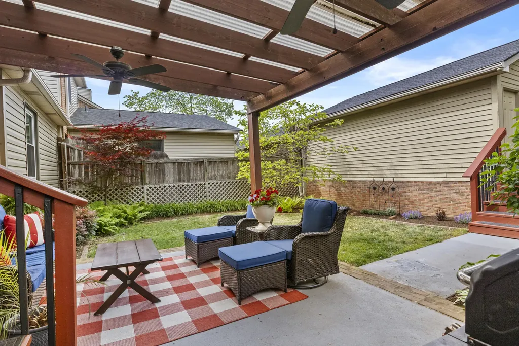 1132 Turkey Foot Road Lexington KY 40502