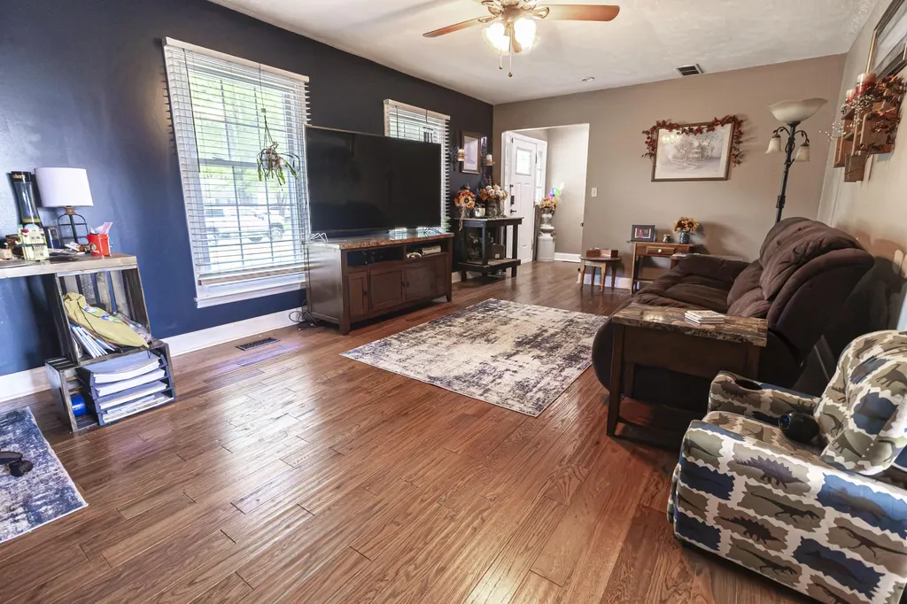 312 Parkwood Place Frankfort KY 40601