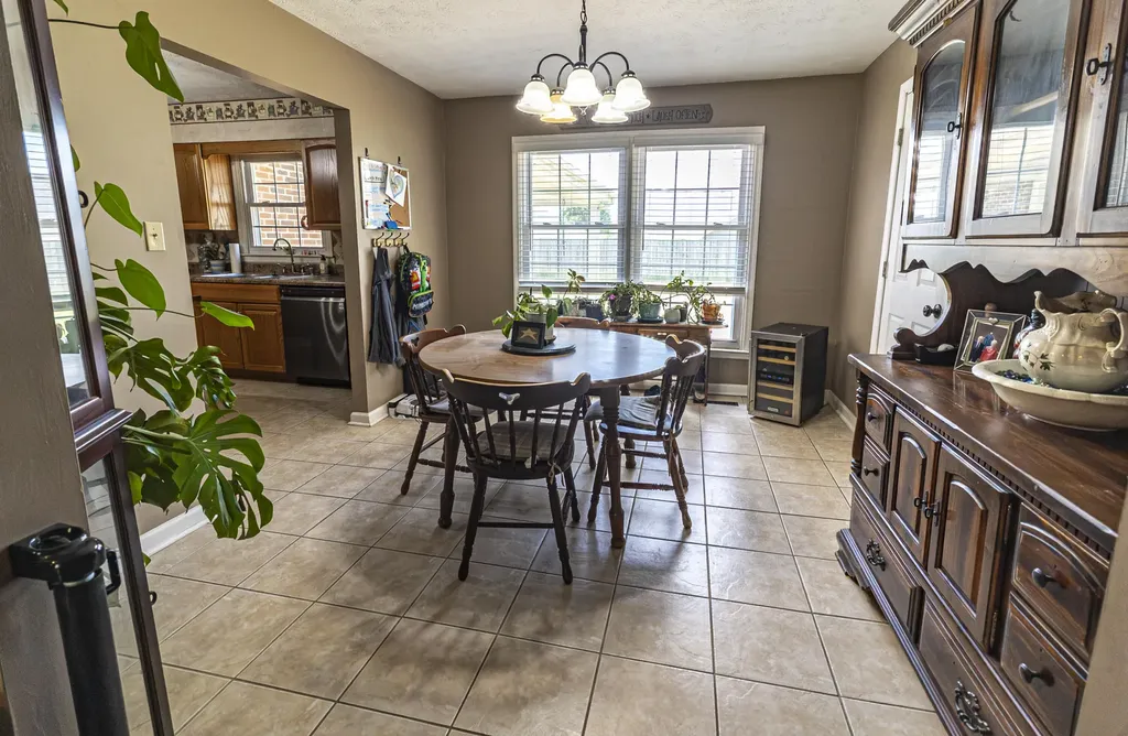 312 Parkwood Place Frankfort KY 40601