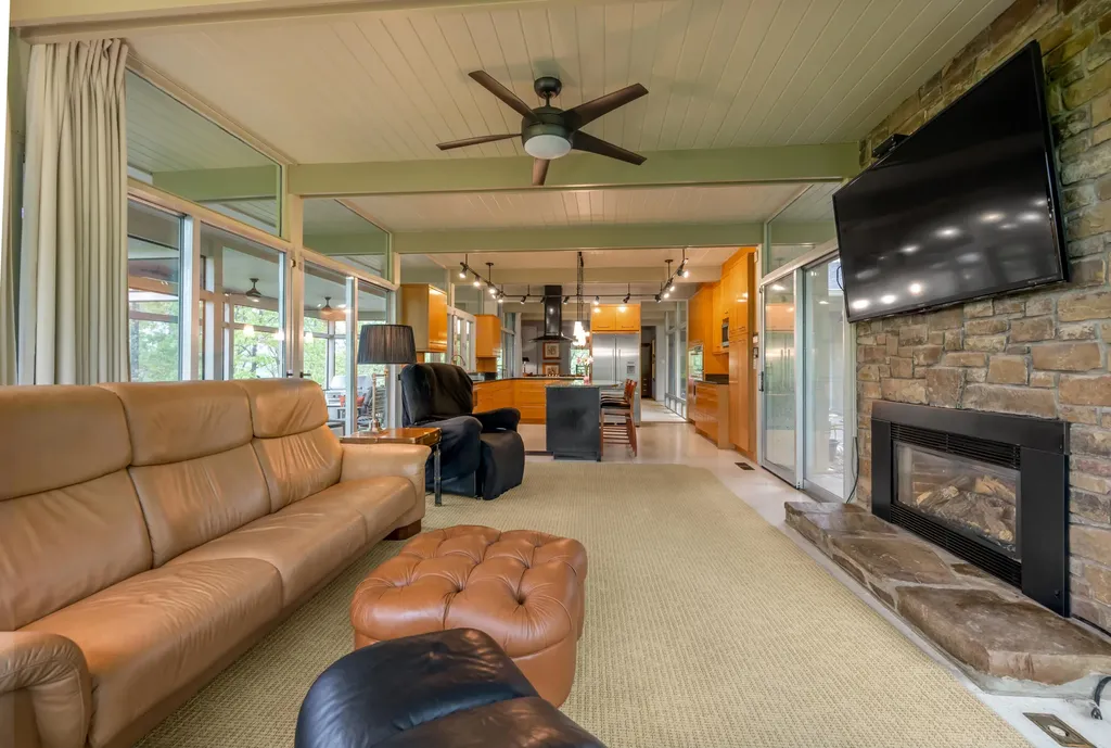 150 Pine Hill Drive Morehead KY 40351