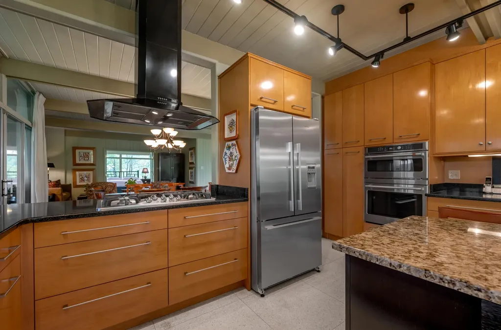 150 Pine Hill Drive Morehead KY 40351