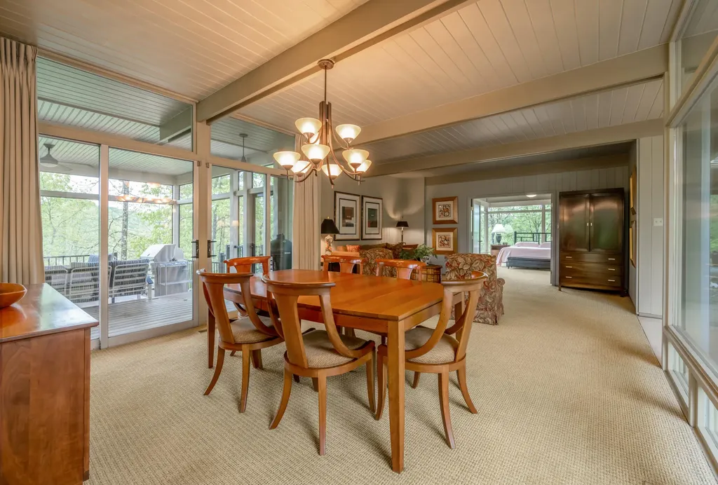 150 Pine Hill Drive Morehead KY 40351