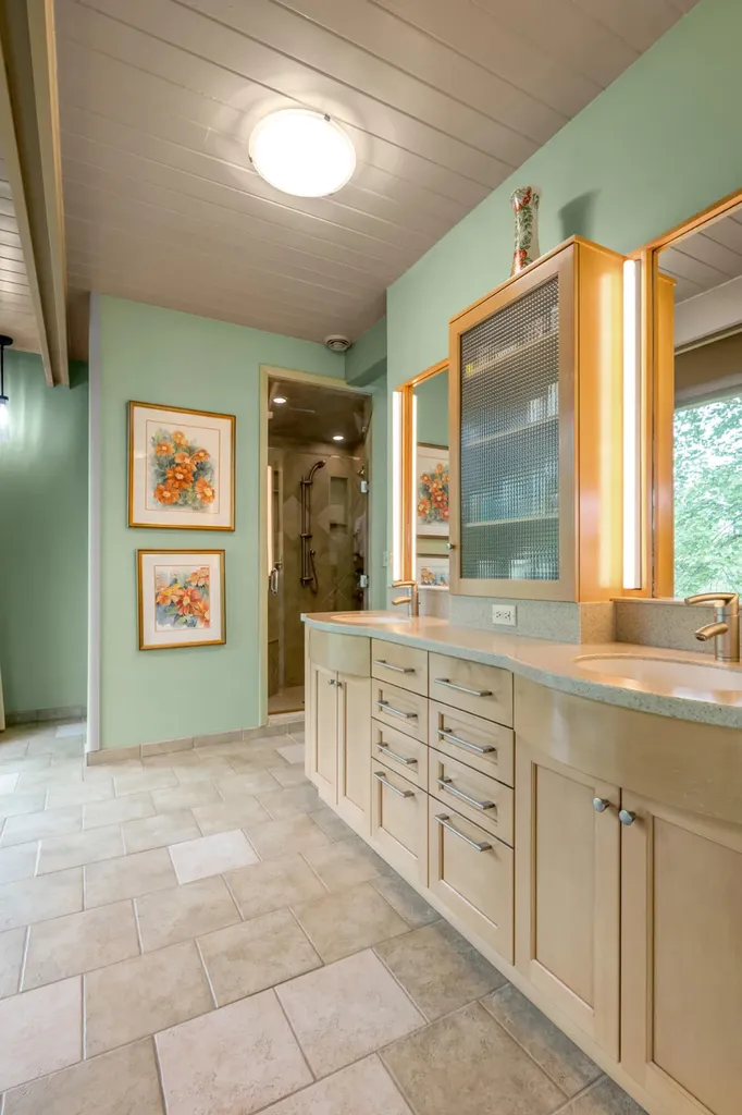 150 Pine Hill Drive Morehead KY 40351