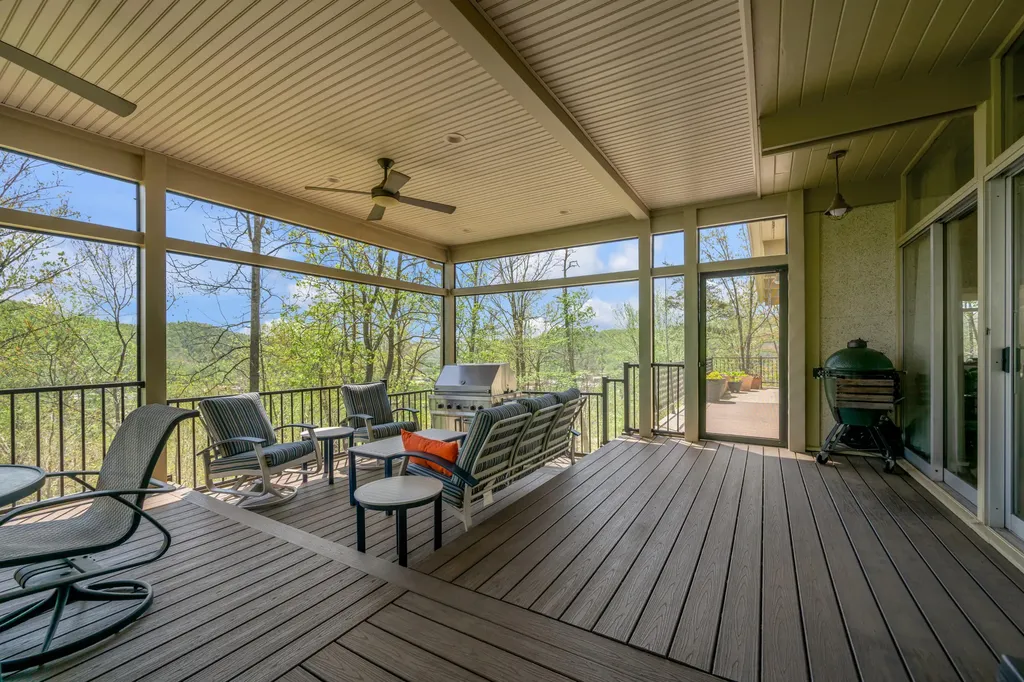 150 Pine Hill Drive Morehead KY 40351
