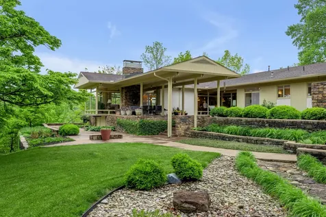 150 Pine Hill Drive Morehead KY 40351