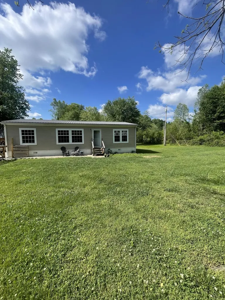 161 Hyde Park Lane Corbin KY 40701
