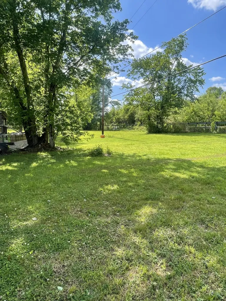 161 Hyde Park Lane Corbin KY 40701
