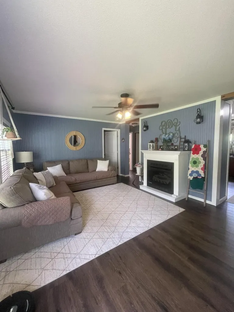 161 Hyde Park Lane Corbin KY 40701
