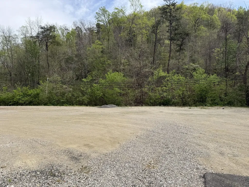 325 Main Street Frenchburg KY 40322