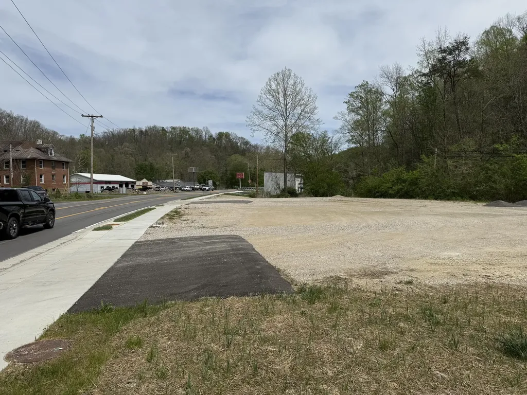 325 Main Street Frenchburg KY 40322