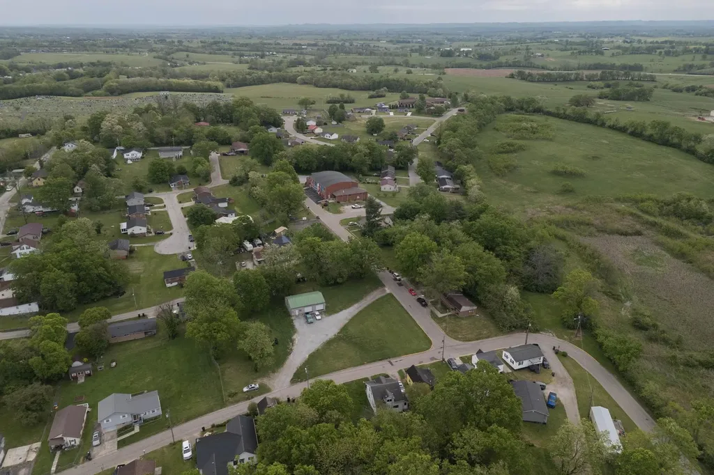 230 Mackie Street Mt Sterling KY 40353