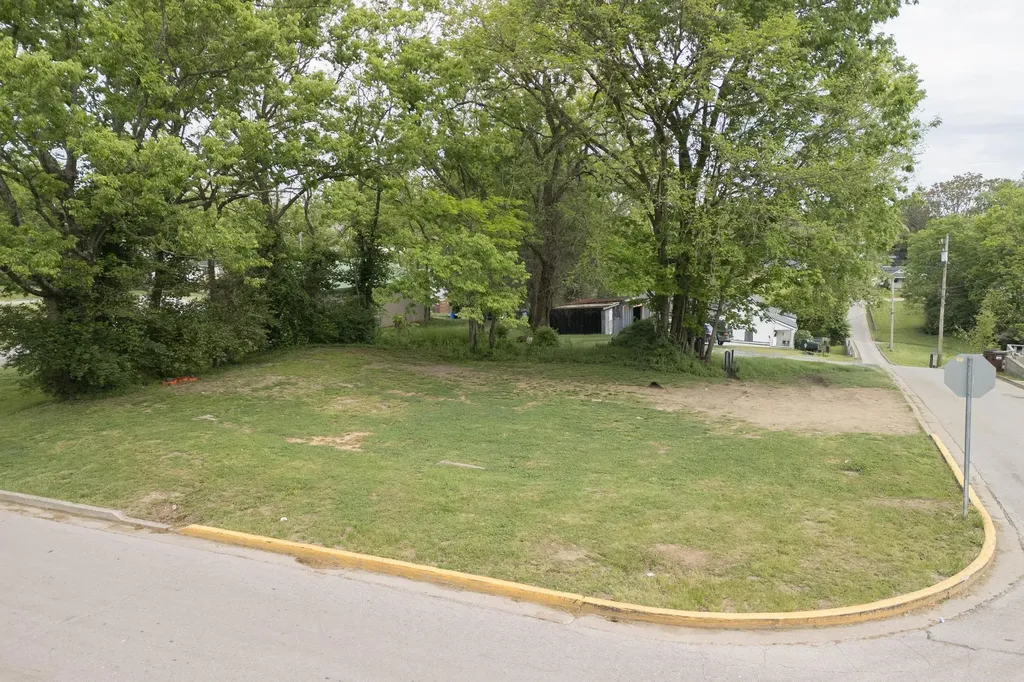 230 Mackie Street Mt Sterling KY 40353