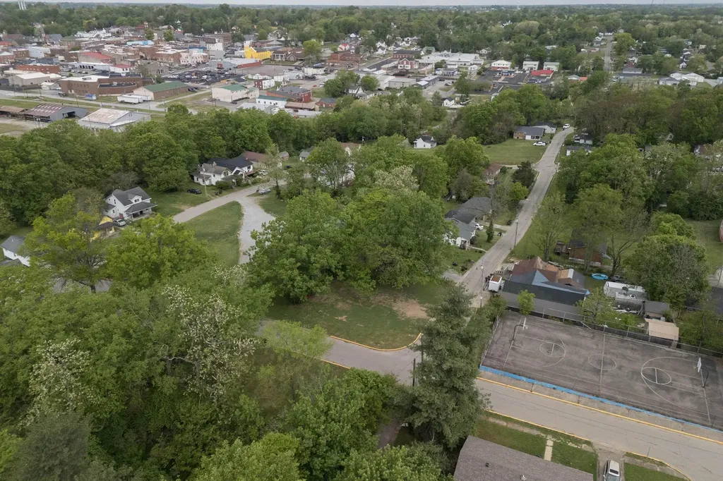 230 Mackie Street Mt Sterling KY 40353