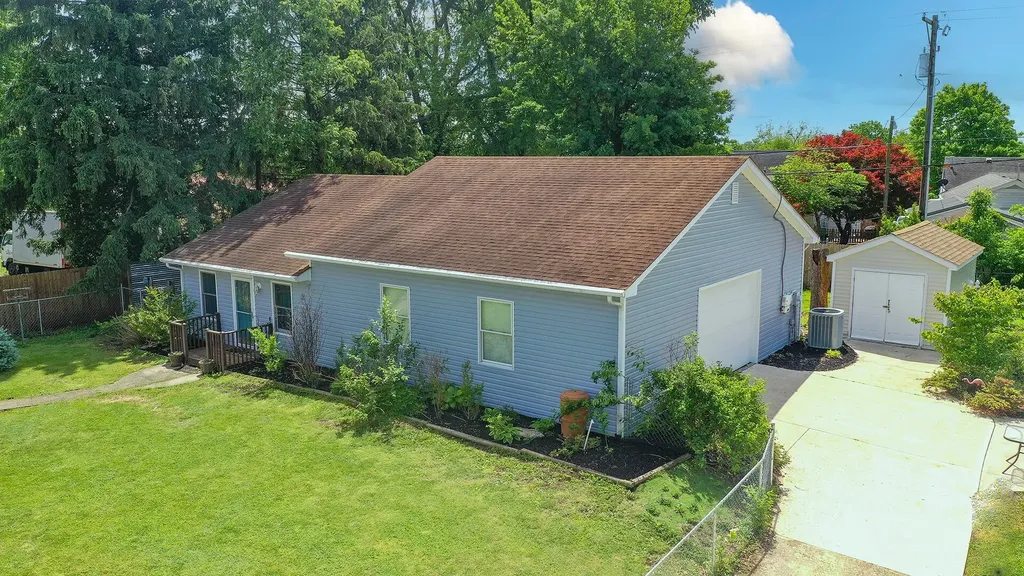 90 Hume Bedford Road Paris KY 40361