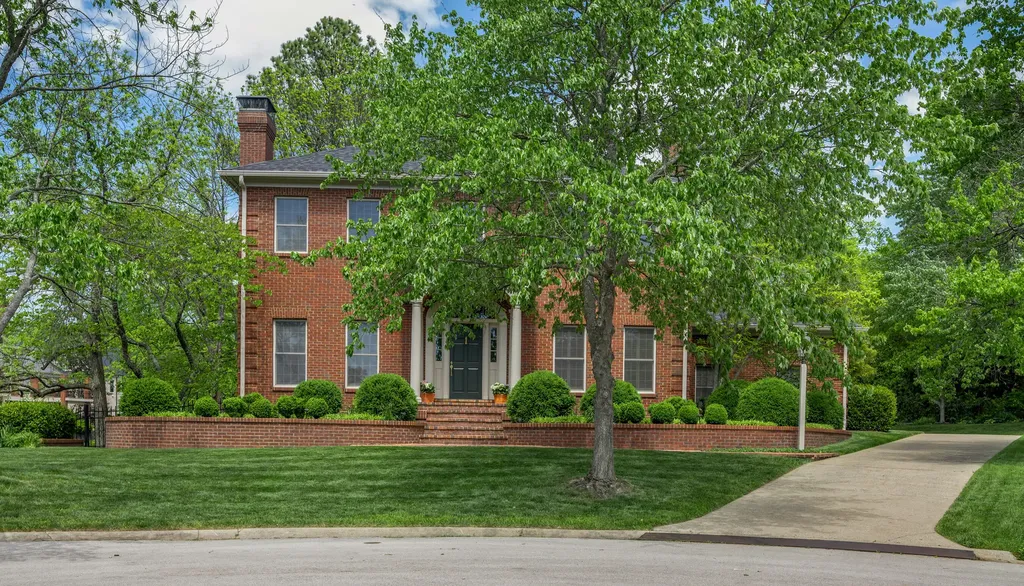 3505 Castlegate Court Lexington KY 40502