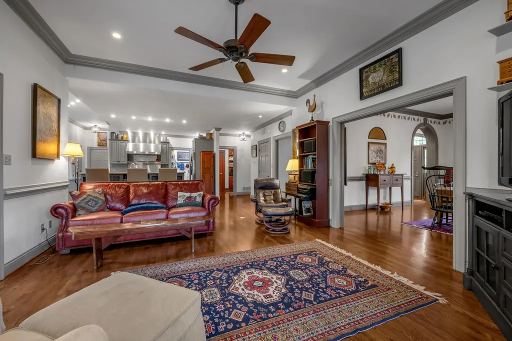 3505 Castlegate Court Lexington KY 40502