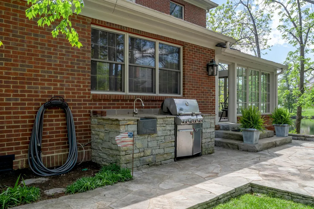 3505 Castlegate Court Lexington KY 40502