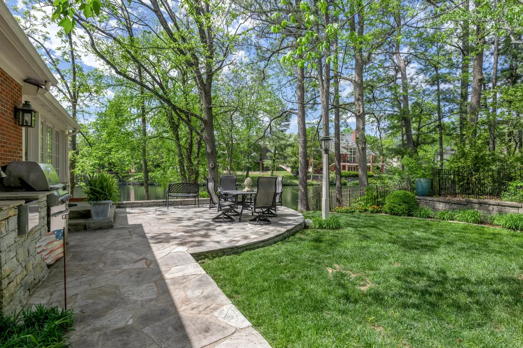 3505 Castlegate Court Lexington KY 40502