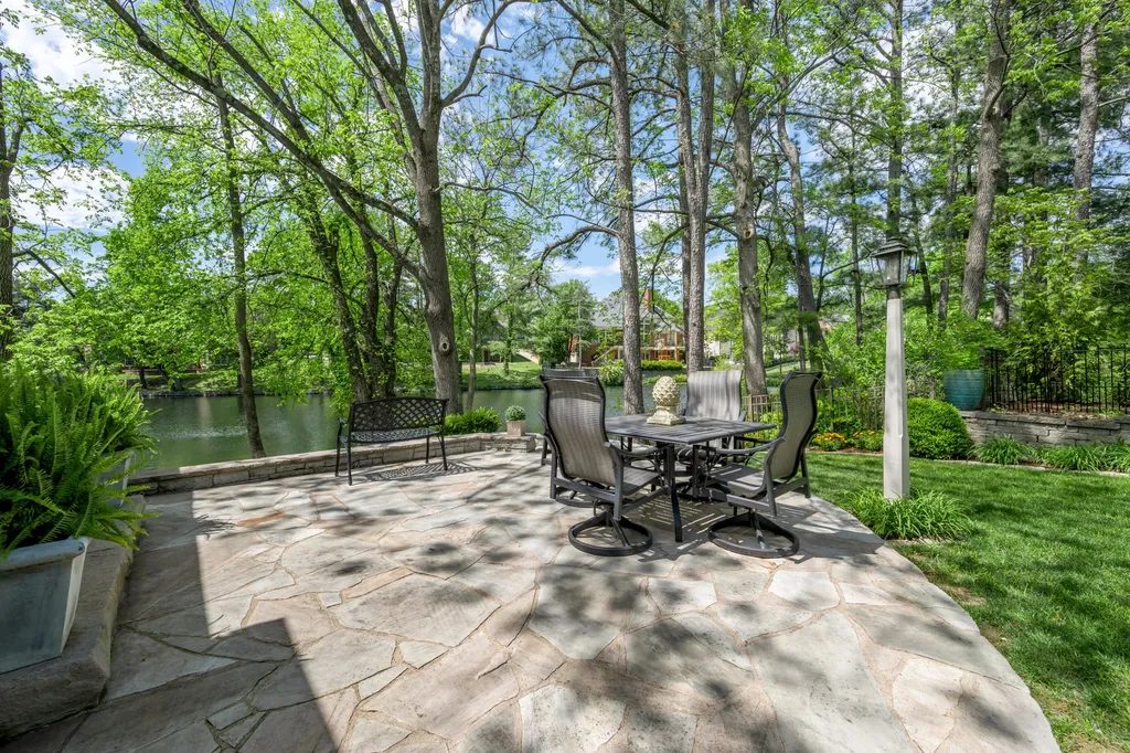 3505 Castlegate Court Lexington KY 40502