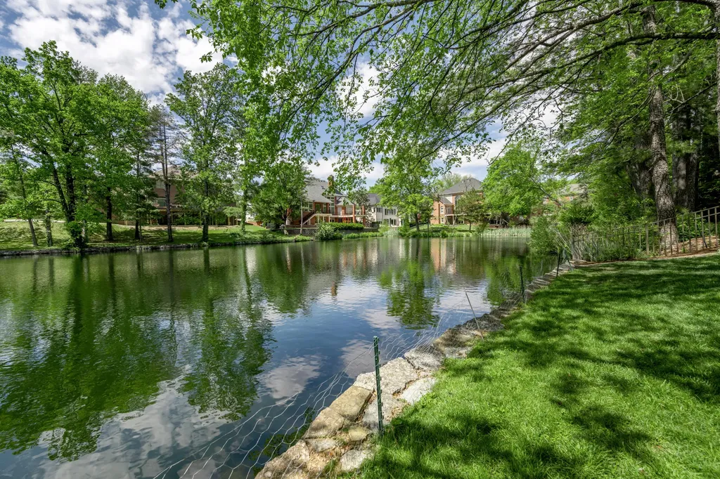 3505 Castlegate Court Lexington KY 40502