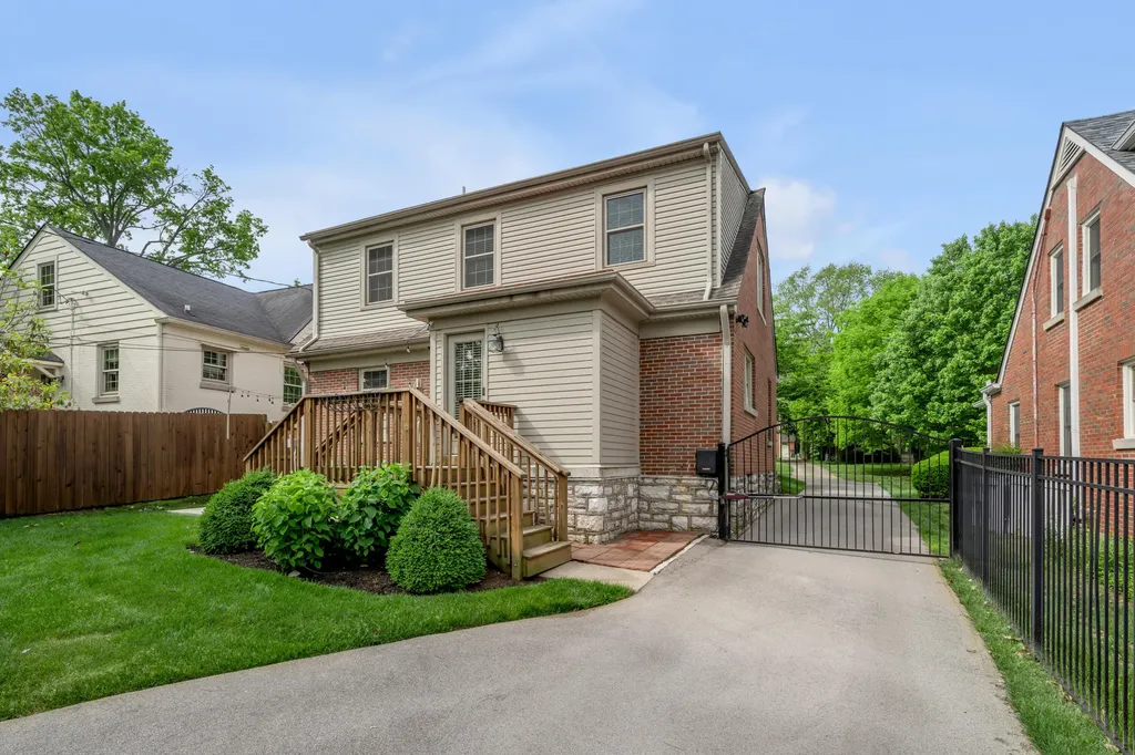 489 Hart Road Lexington KY 40502