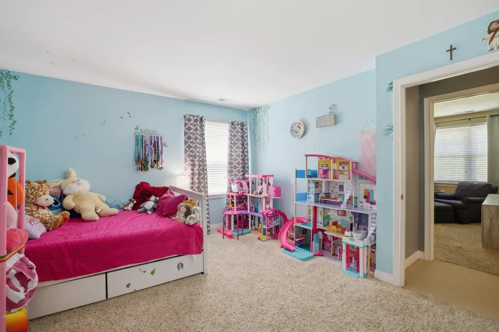 4704 Bud Lane Lexington KY 40514