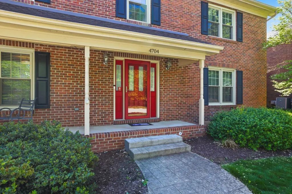 4704 Bud Lane Lexington KY 40514
