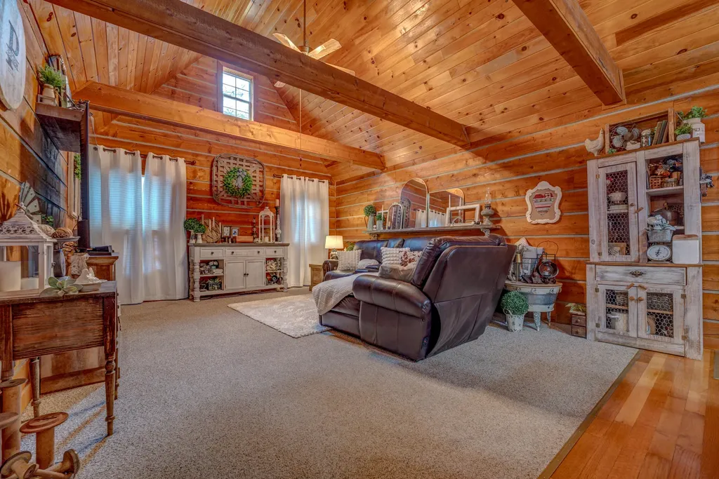 80 Farris Branch Road Wallingford KY 41093