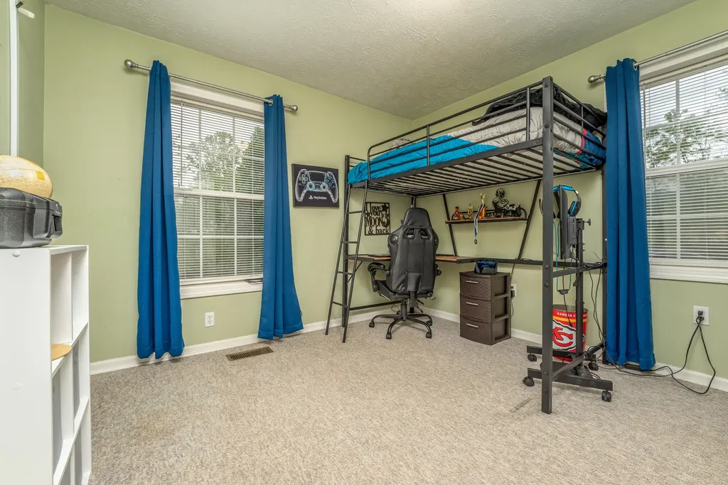 80 Farris Branch Road Wallingford KY 41093