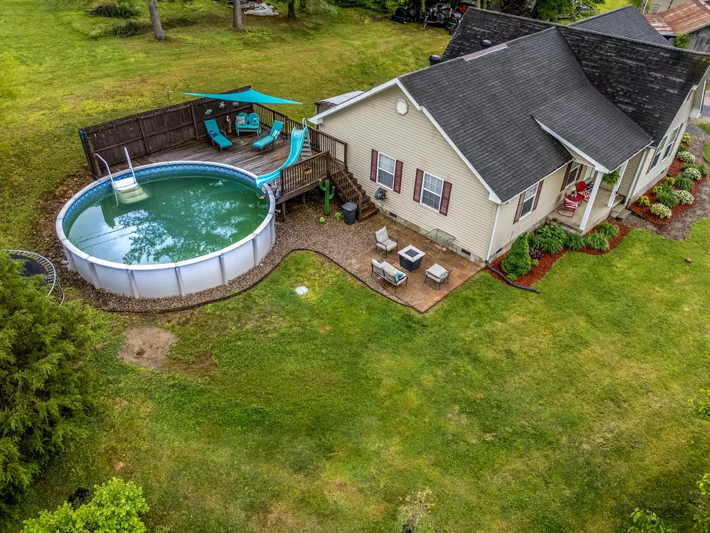 80 Farris Branch Road Wallingford KY 41093