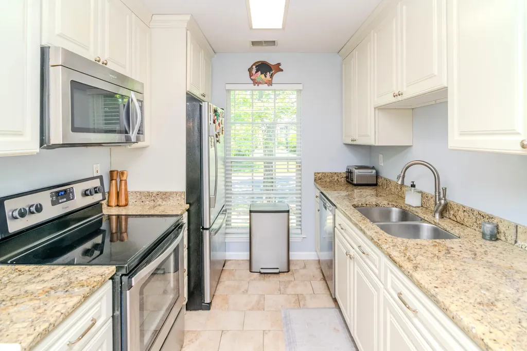 832 Vermillion Peak Pass Lexington KY 40515