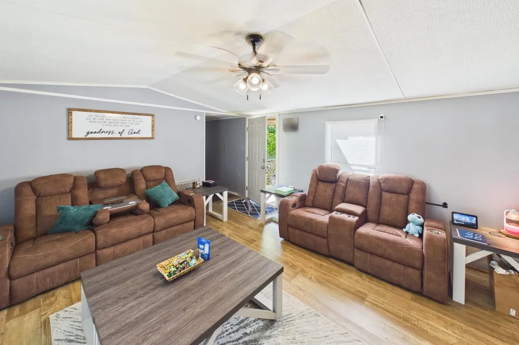 51 Plum Lane Williamsburg KY 40769